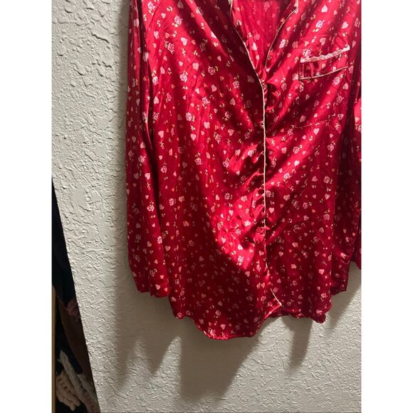 Victoria’s Secret Red With Hearts And Flowers Button Up Sleep Top Y2K Woman’s Si - Picture 2 of 15